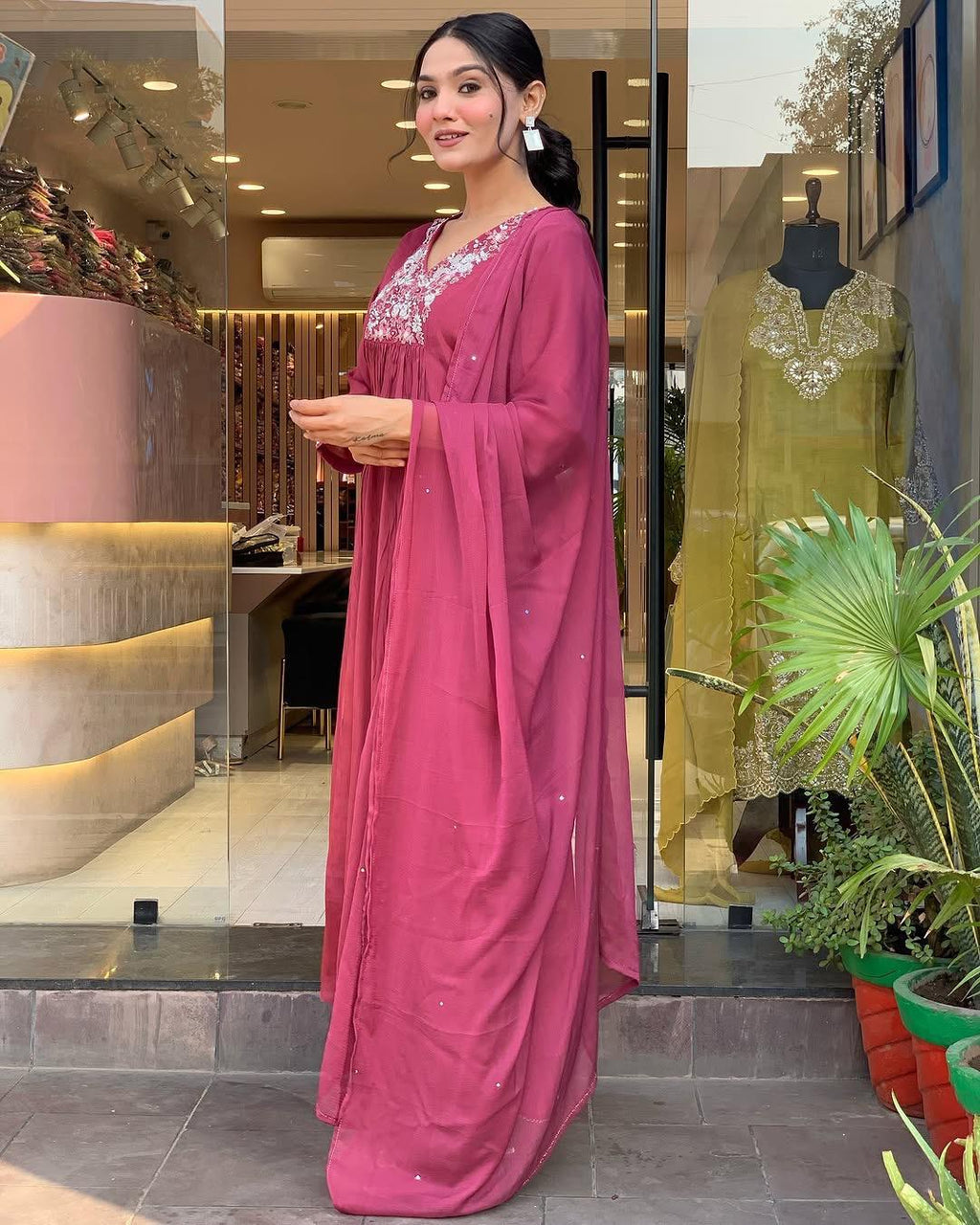 Chinon Dual Tone Kurta Set with Dupatta and Embroidery Elegance