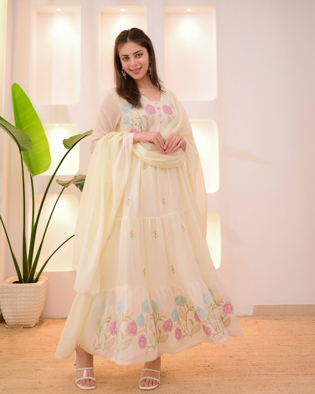 Elegant Chanderi Embroidered Ethnic Ensemble for Festive Formal Occasions Wear